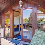 Stylish Loft With Balcony, Quiet And Spacious *