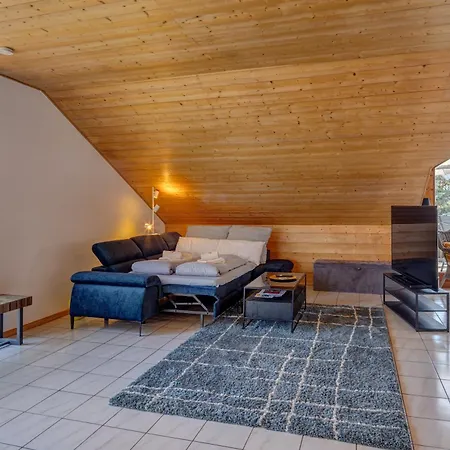 Apartment Stylish Loft With Balcony, Quiet And Spacious