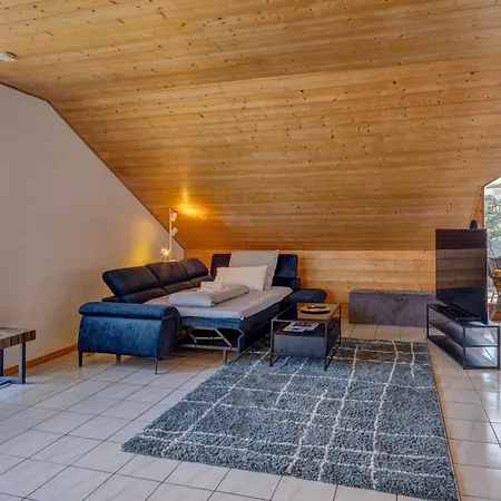 Stylish Loft With Balcony, Quiet And Spacious Apartment *