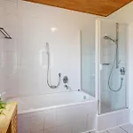 Stylish Loft With Balcony, Quiet And Spacious *