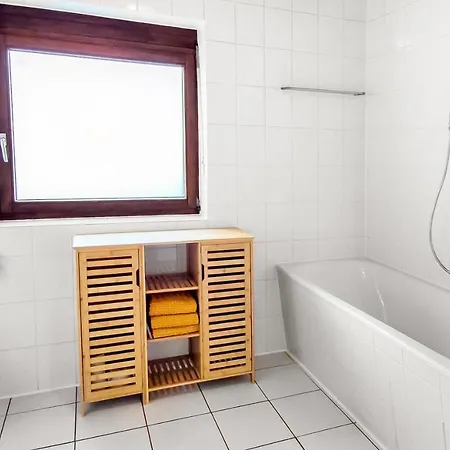 Stylish Loft With Balcony, Quiet And Spacious Lägenhet *