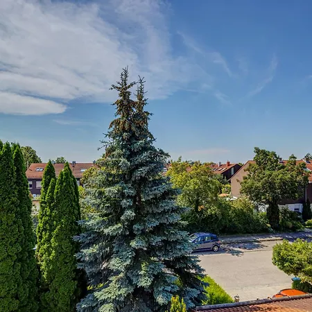 Apartman Stylish Loft With Balcony, Quiet And Spacious Unterschleißheim
