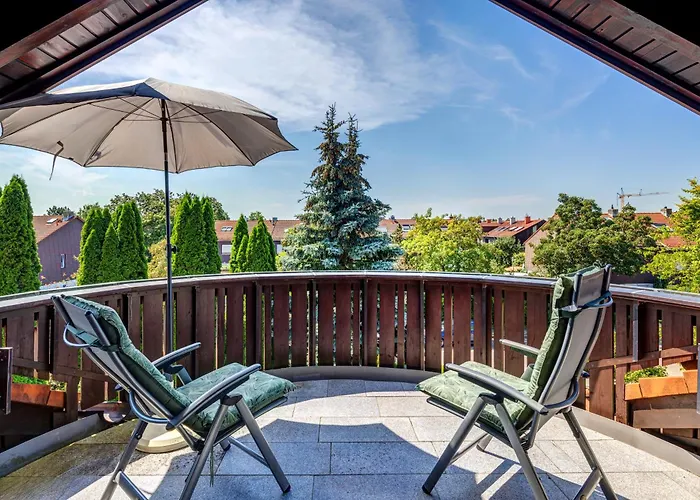 Stylish Loft With Balcony, Quiet And Spacious